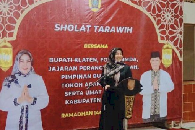 Sholat Tarawih bersama Bupati Klaten, Forkopimda Jajaran Perngkat Daerah di Al Masjid Barokah Desa Juwiran