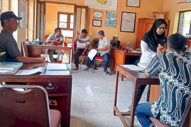 Monitoring dan Evaluasi Pelaksanaan APBDes 2023 dan 2024 Semester I di Desa Taji