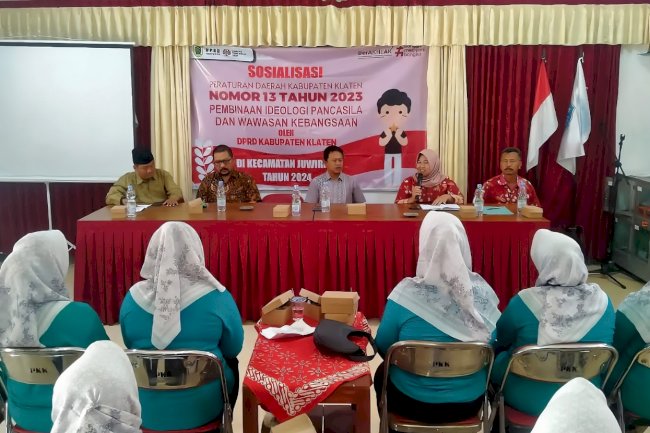Sosialisasi Perda Kabupaten Klaten Nomor 13 Tahun 2023 Tentang Pembinaan Ideologi Pancasila dan Wawasan Kebangsaaan di Desa Carikan Kecamatan Juwiring