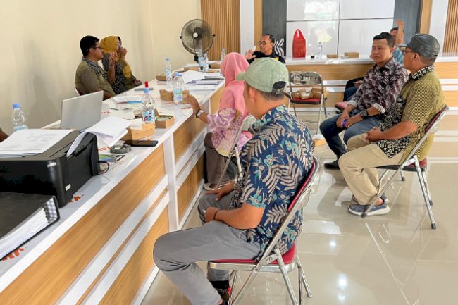 Monitoring dan Evaluasi Penggunaan DD, ADD, dan BKK di Desa Tanjung dan Bulurejo oleh Kecamatan Juwiring