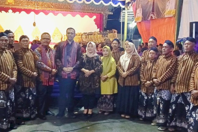 Pagelaran Wayang Kulit Bimo Suci Dalam Rangka Ruwahan Bangsal Ketos Asri dan Ramah Tamah Bupati-Wakil Bupati Klaten