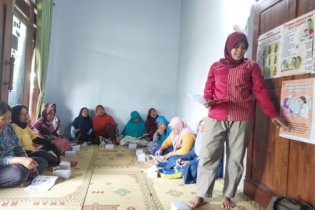 Pada tanggal 16 Januari 2025 pendamping melakukan kegiatan P2K2 (pelatihan peningkatan kemampuan keluarga) di desa ketitang diisi dengan penyampaian materi modul kesehatan dan gizi yang dihadiri KPM PKH desa ketitang