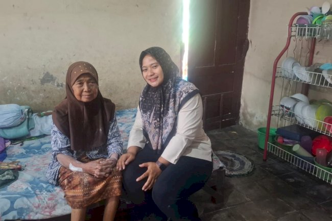 Pada tanggal 14 Feb 2025 pendamping melakukan visit monitoring penerimaan bantuan dan memastikan KKS dibawa oleh lansia di desa Bulurejo