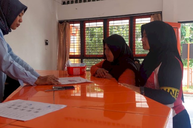 Pendamping melakukan Monitoring penyaluran bantuan PKH dan sembako bagi KPM desa Bulurejo yang dilaksanakan di pos kec juwiring pada tanggal 25 Feb 2025