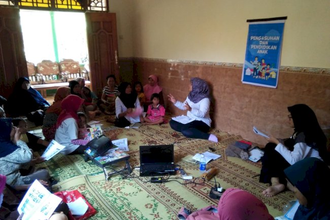 Pada tanggal 19 Juli 2025 pendamping melaksanakan kegiatan P2K2 (pertemuan Peningkatan Kemampuan Keluarga) di Desa Sawahan. Diisi dengan materi Pengasuhan dna Pendidikan anak