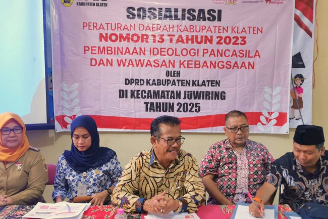 Sosialisasi Perda No. 13 Tahun 2023 Camat Juwiring dan DPRD Klaten Perkuat Ideologi Pancasila di Desa Mrisen