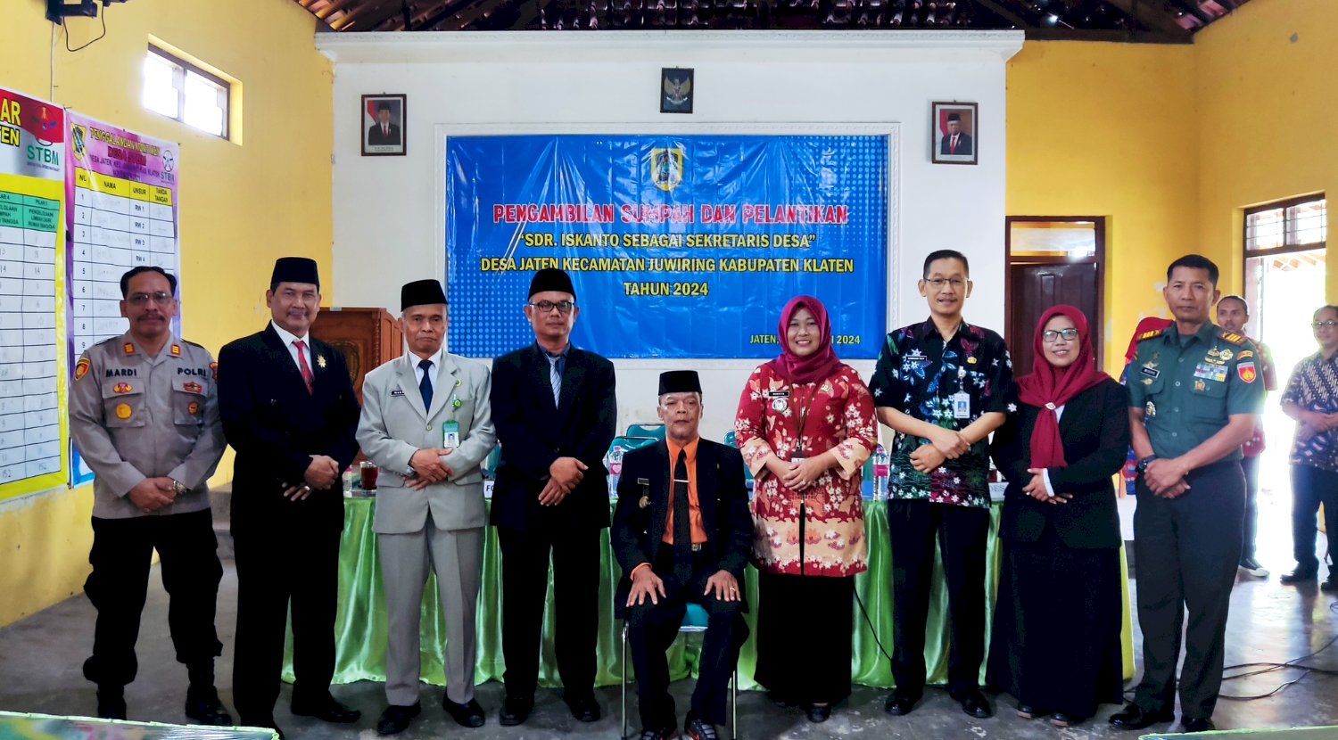 Pengambilan Sumpah dan Pelantikan Sekretaris Desa Desa Jaten Kecamatan Juwiring