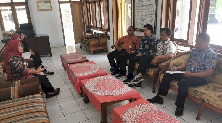 Rapat Intern Pegawai Kecamatan Juwiring