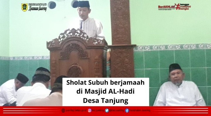 Sholat Subuh berjamaah di Masjid Al-Hadi Desa Tanjung