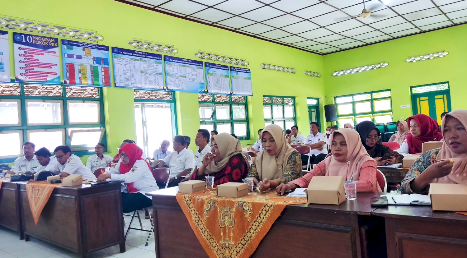 Forum Konsultasi Publik Pelayanan Kecamatan Juwiring