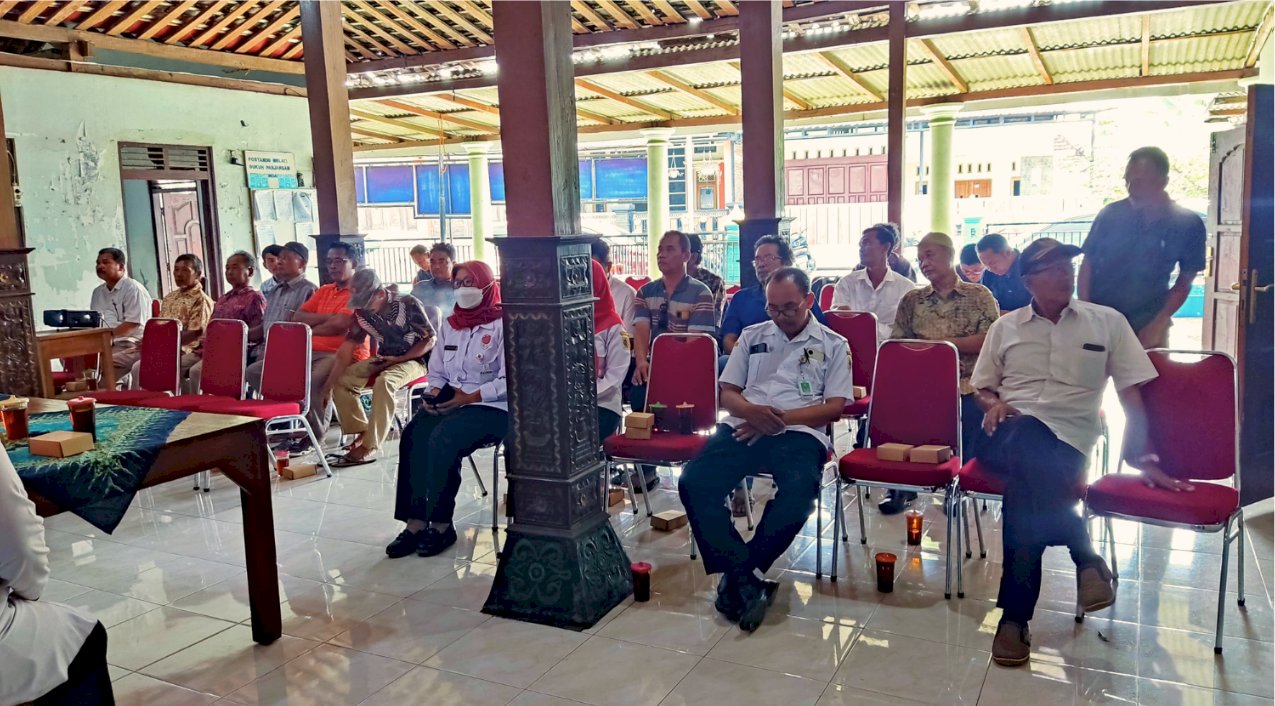 Sosialisasi Perda Kabupaten Klaten Nomot I Tahun 2023 Tentang Penyelenggaraan Perizinan Berusaha di Desa Gondangsari Kecamatan Juwiring