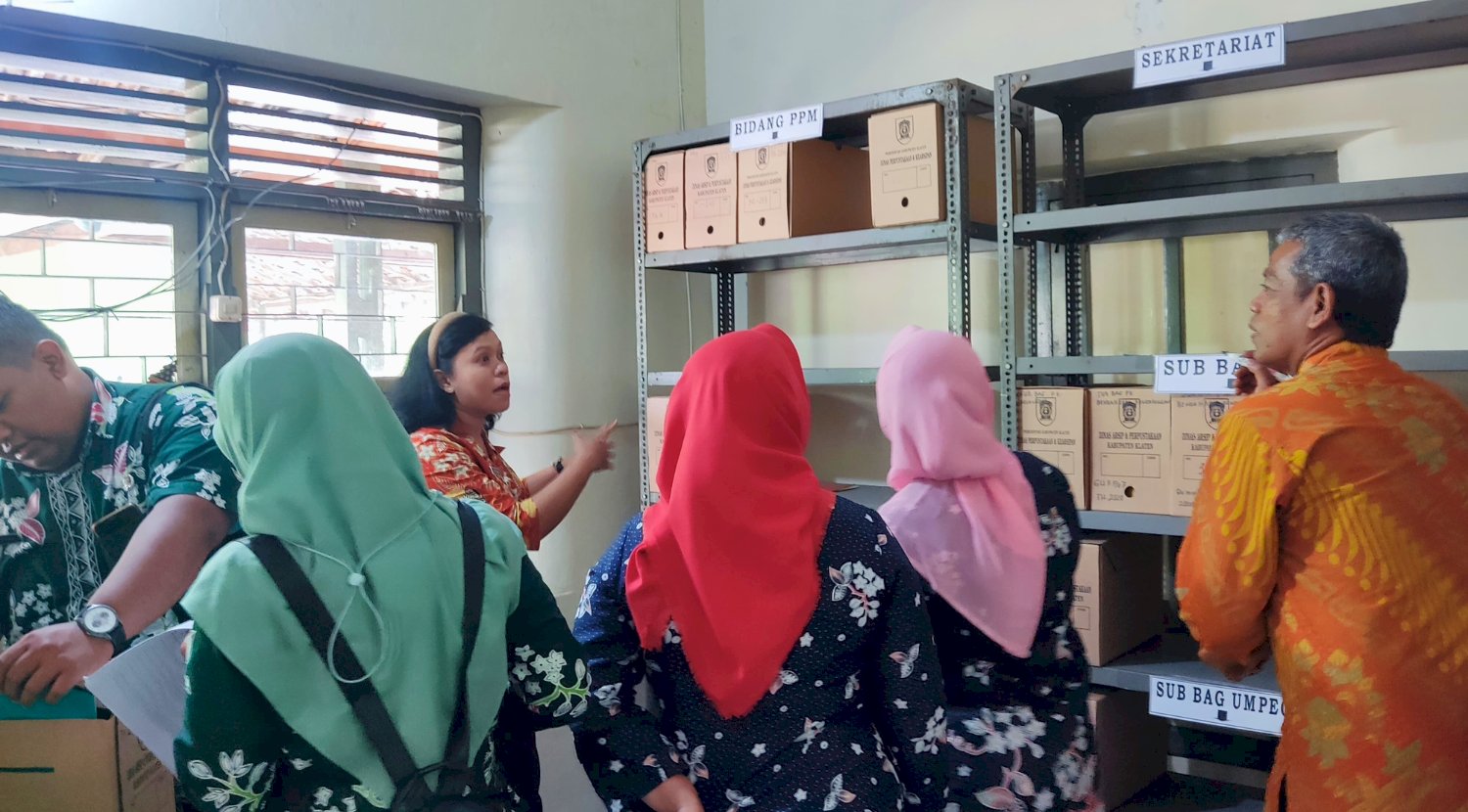 Monitoring Kearsipan Kecamatan Juwiring dari Dinas Perpustakaan dan Arsip Kabupaten Klaten