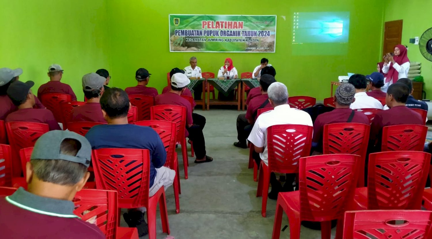 Kegiatan Pelatihan Pembuatan Pupuk Organik di Kecamatan Juwiring.