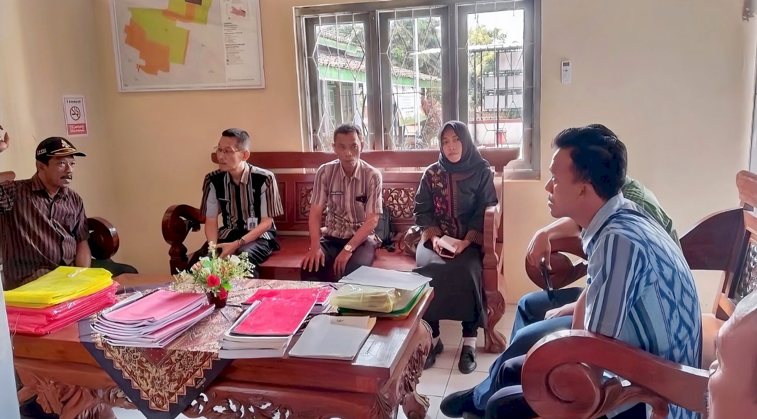 Kegiatan Monitoring dan Evaluasi Pelaksanaan APBDes 2023 dan 2024 Semester I di Desa Tanjung Kecamatan Juwiring