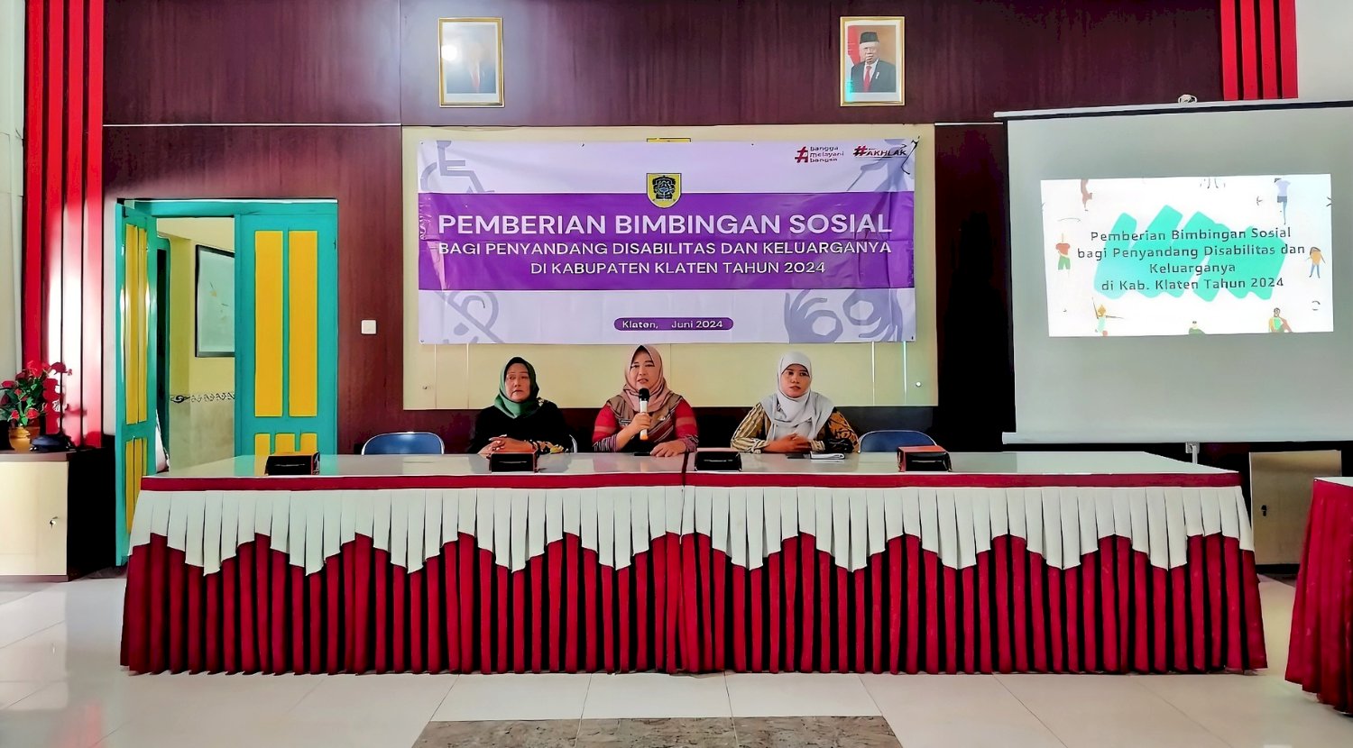 Pemberian Bimbingan Sosial Bagi Penyandang Disabilitas dan Keluarganya Kabupaten Klaten Tahun 2024 di Desa Kwarasan Kecamatan Juwiring.