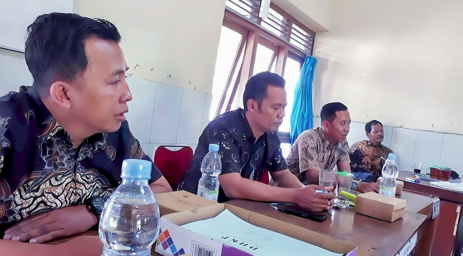 Kegiatan Monitoring dan Evaluasi Pelaksanaan APBDes 2023 dan 2024 Semester I di Desa Juwiran Kecamatan Juwiring