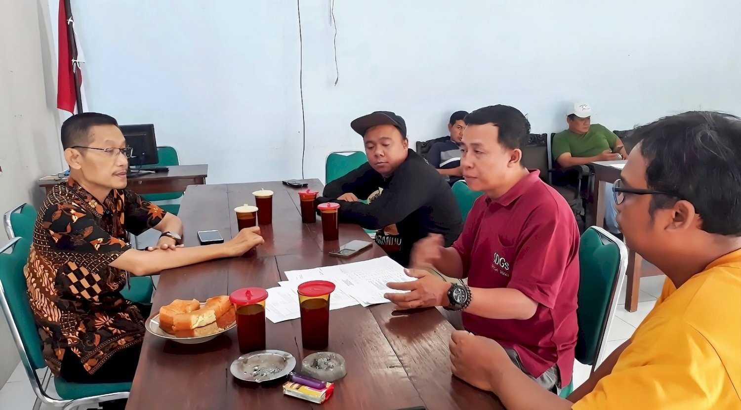 Kegiatan Monitoring dan Evaluasi Pelaksanaan APBDes 2023 dan 2024 Semester I di Desa Tlogorandu