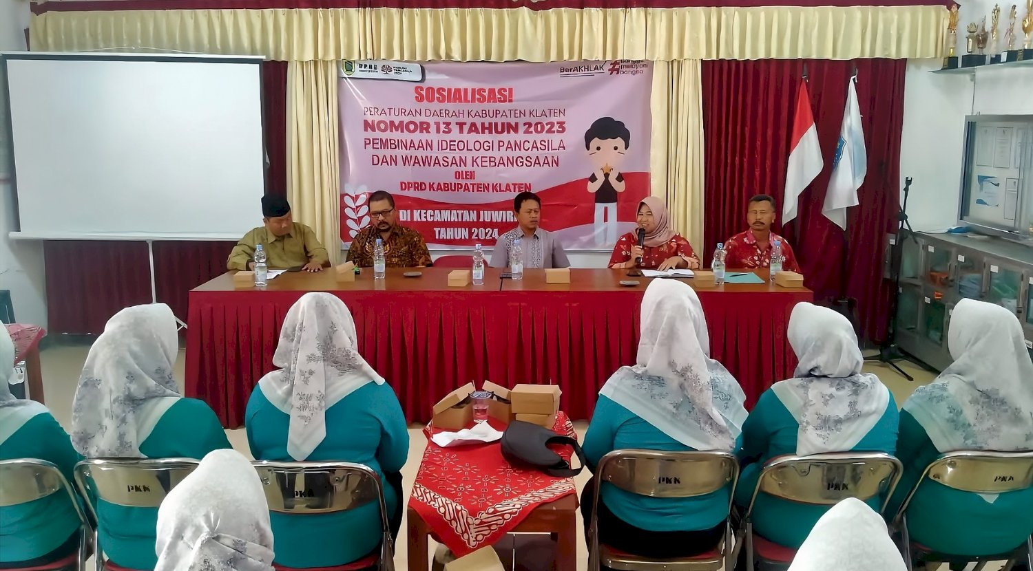 Sosialisasi Perda Kabupaten Klaten Nomor 13 Tahun 2023 Tentang Pembinaan Ideologi Pancasila dan Wawasan Kebangsaaan di Desa Carikan Kecamatan Juwiring