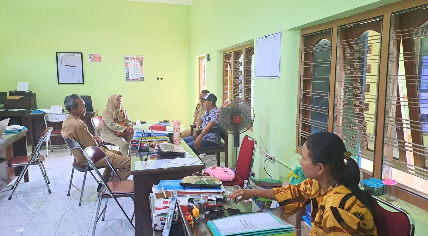 Kegiatan Monitoring dan Evaluasi Pelaksanaan APBDes 2023 dan 2024 Semester I di Desa Juwiring Kecamatan Juwiring