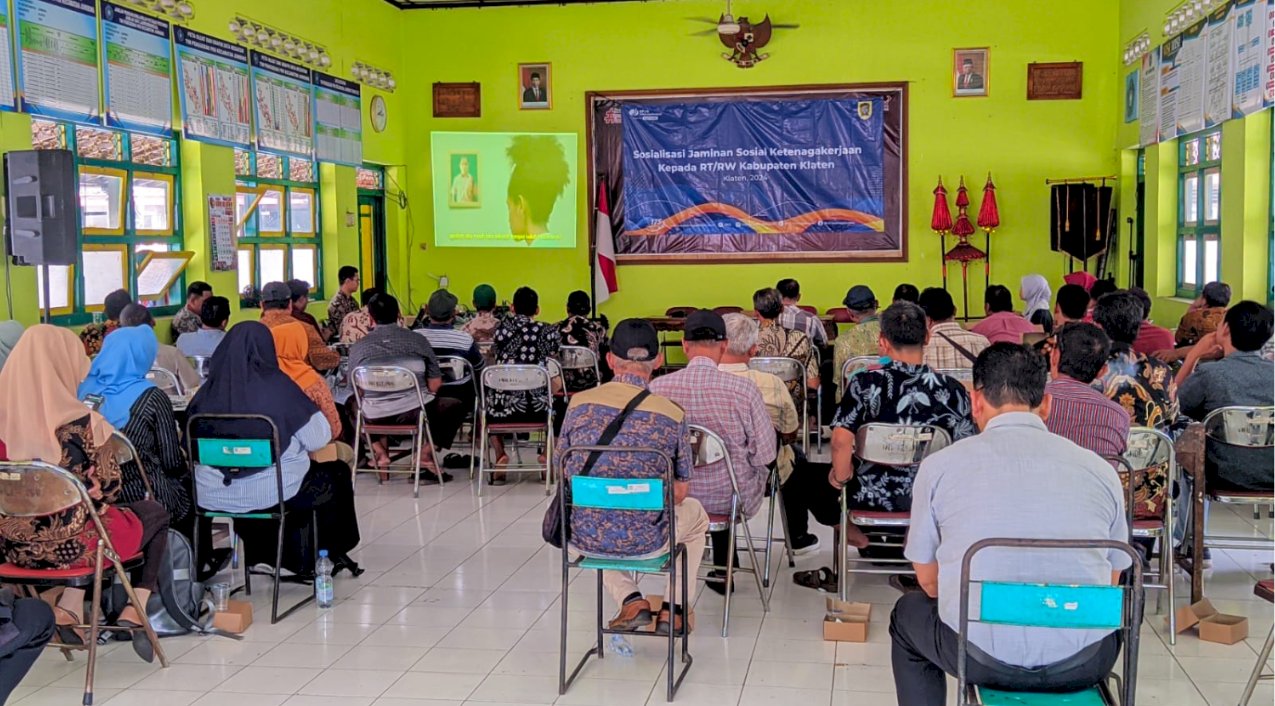 Sosialisasi Jaminan Sosial Ketenagakerjaan kepada RT/RW di Kecamatan Juwiring.