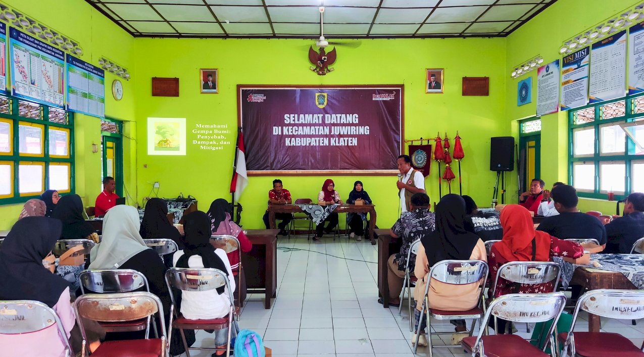 Layak Anak Desa dan Kecamatan NgehIK (Ngebahas Isu Kecamatan) bareng Camat Juwiring