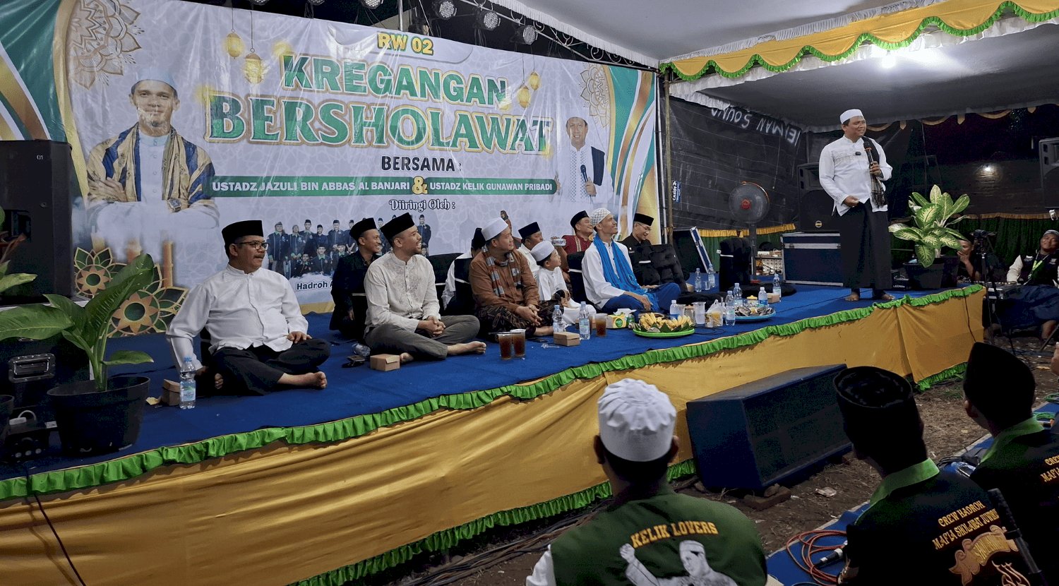 Merajut Kebersamaan dan Keimanan di Kregangan Bersholawat Desa Bolopleret Bersama Ustadz Jazuli Bin Abbas Al Banjari & Ustadz Kelik Gunawan Pribadi