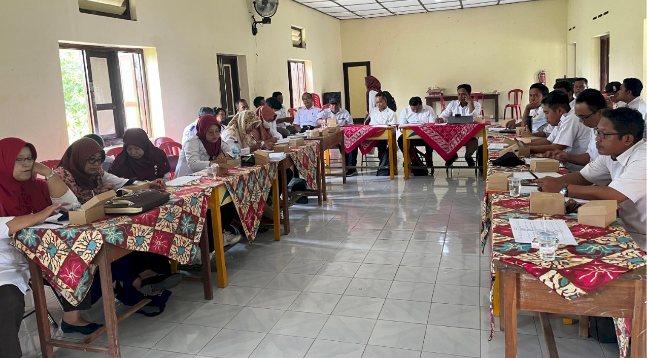 Rapat Koordinasi bersama Sekdes dan Kaur Perencanaan se-Kecamatan Juwiring