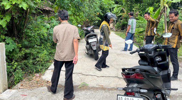 Evaluasi Pengelolaan Dana Desa dari TIM Monev Kecamatan Juwiring di Desa Carikan