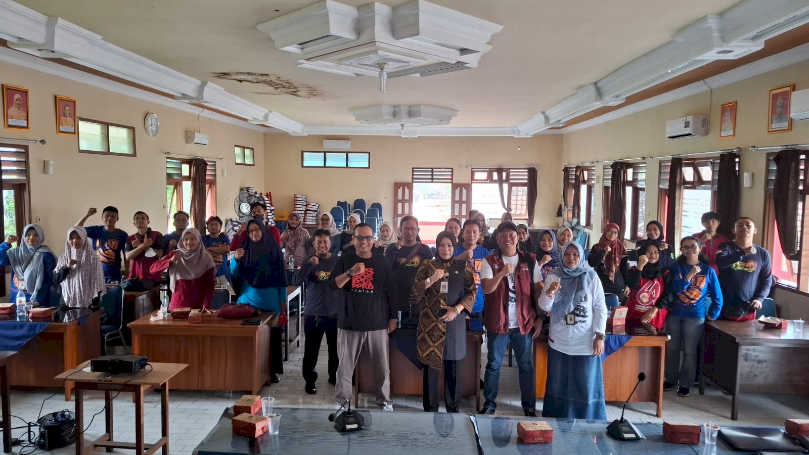 Pada tanggal 16 Mei 2025 pendamping menghadiri undangan evaluasi kegiatan GC DTSEN di aula DISSOSP3APPKB Kab.Klaten di hadiri Ka.Disos , Korwil PKH Jateng 5, Korkab PKH dan Perwakilan SDM PKH Kab. Klaten