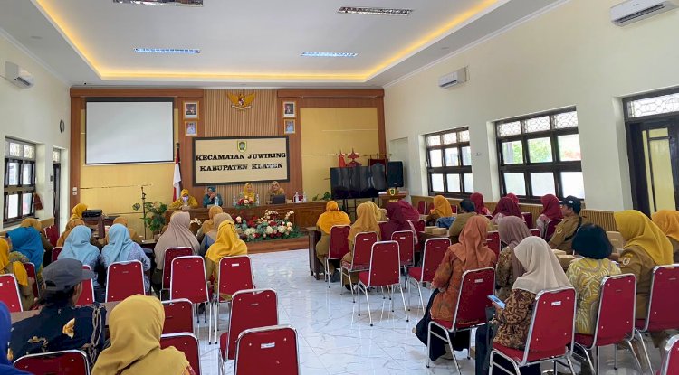 Kecamatan Juwiring Gelar Bimtek Tim Pembina Posyandu 6 SPM, Dorong Peningkatan Pelayanan Dasar Masyarakat